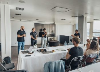 pexels-bertellifotografia-15141213